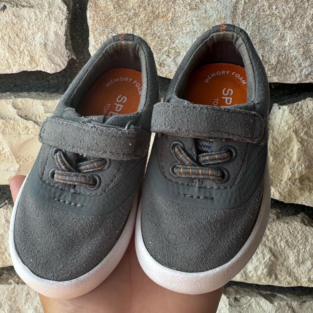 Sperry for toddler in gray